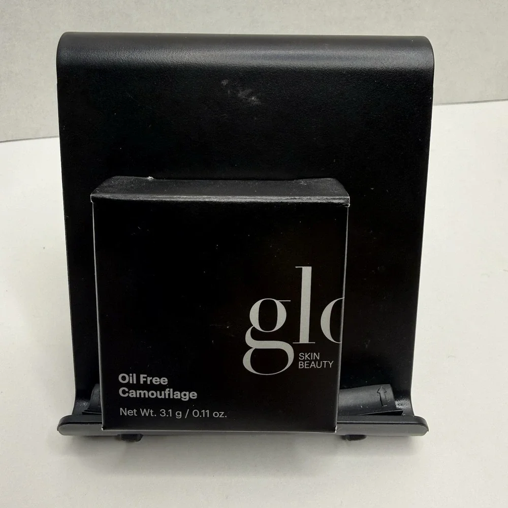 Glo Skin Beauty Oil Free Camouflage Concealer Tawny 3.1g 0.11oz Cream New